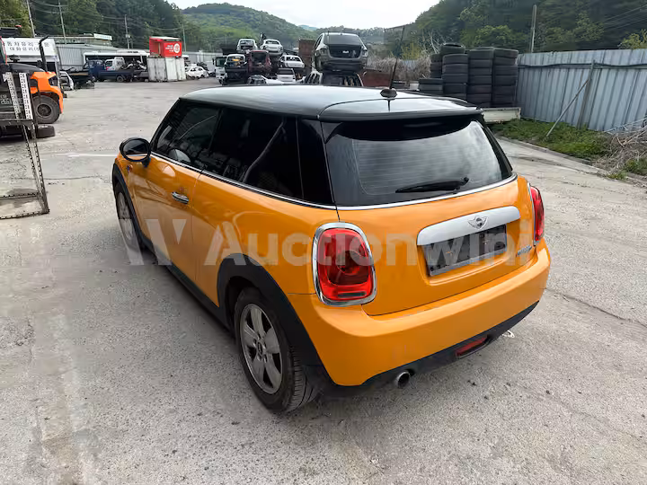 Mini Cooper 2015 — 5