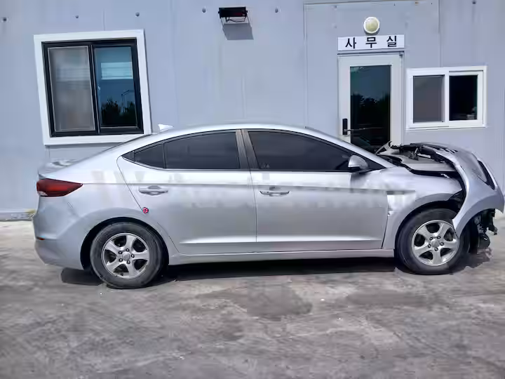 Hyundai Avante 2016 — 2