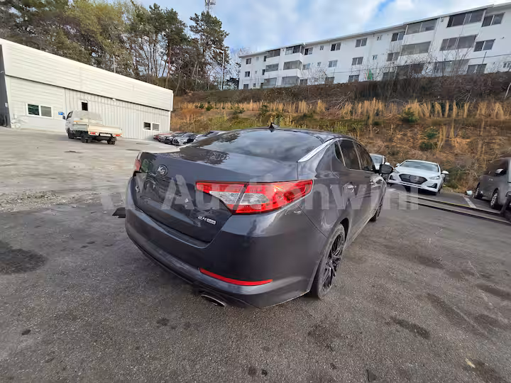 Kia K5 2011 — 3