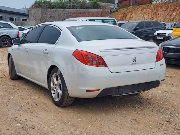 Peugeot 508 2012 — 3