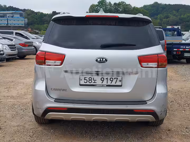 Kia Carnival 2016 — 4