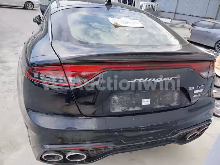 Kia Stinger 2018 — 2