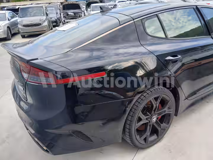 Kia Stinger 2018 — 3
