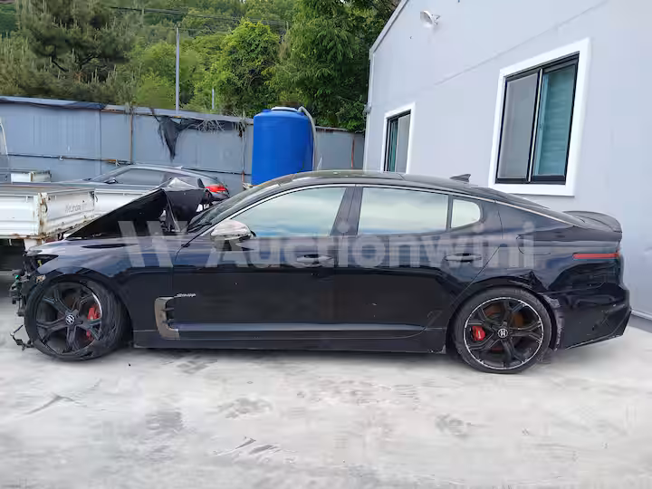 Kia Stinger 2018 — 4