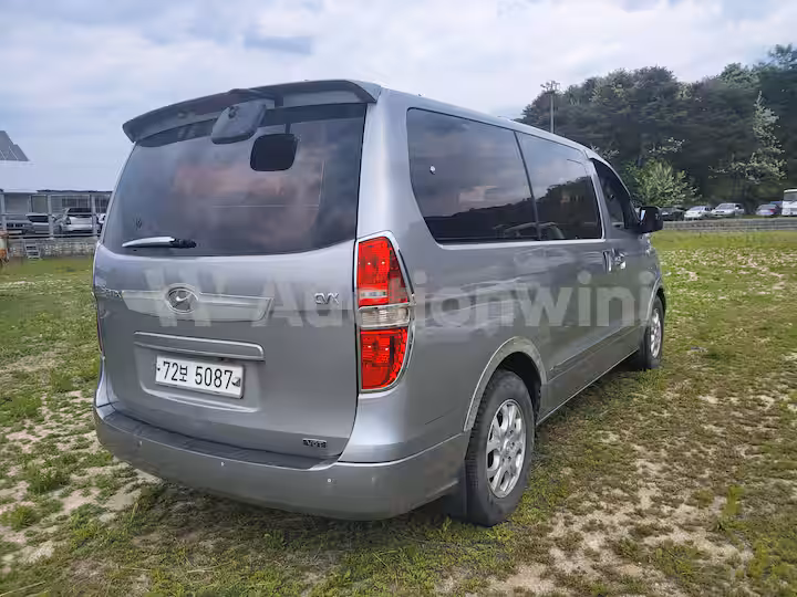 Hyundai Starex 2012 — 5