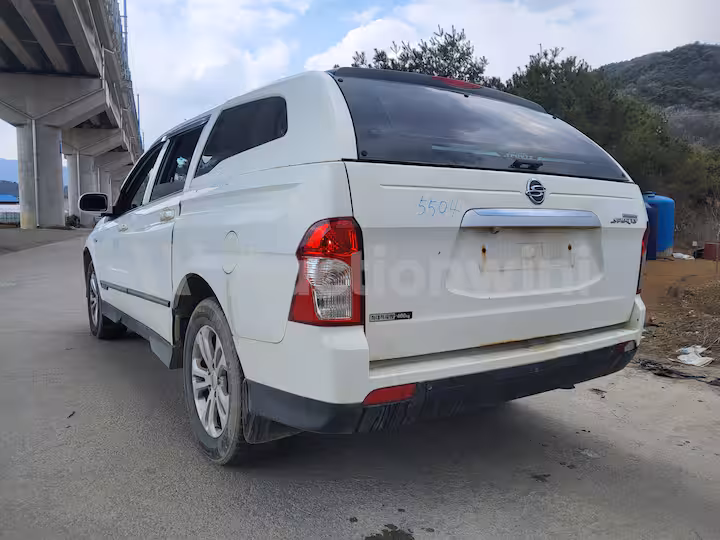 KGM (Ssangyong) Korando 2015 — 3