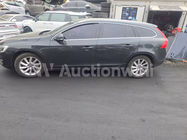 Volvo V60 2015 — 5