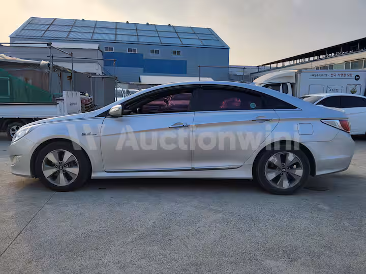 Hyundai Sonata 2012 — 2