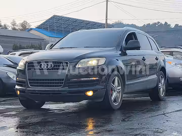 Audi Q7 2009 — 1