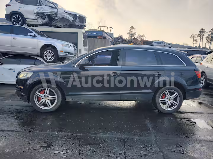 Audi Q7 2009 — 3