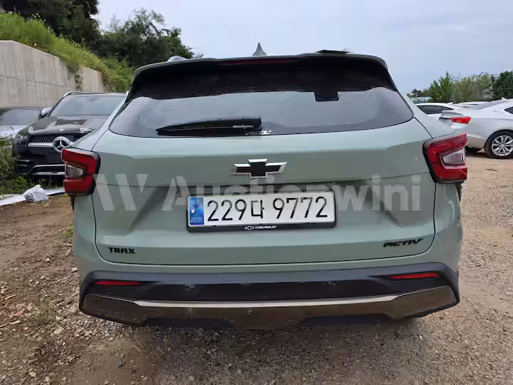 Chevrolet Trax 2024 — 2
