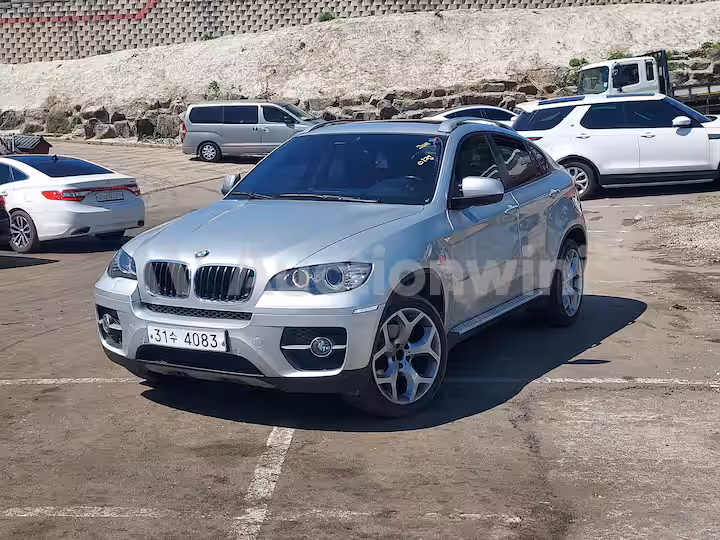BMW X6 2011 — 2