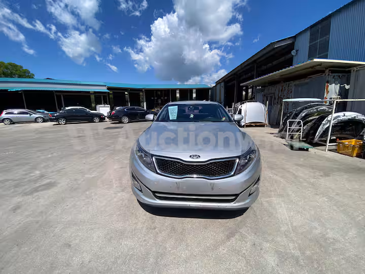 Kia K5 2015 — 2
