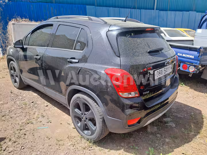 Chevrolet Trax 2017 — 3