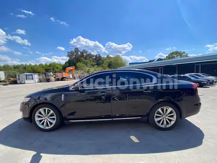 Lincoln MKS 2009 — 3
