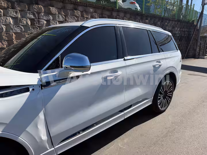 Lincoln Aviator 2021 — 13