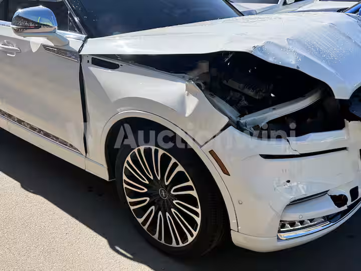 Lincoln Aviator 2021 — 18