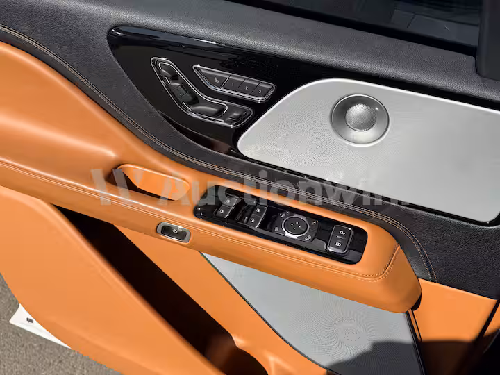 Lincoln Aviator 2021 — 29