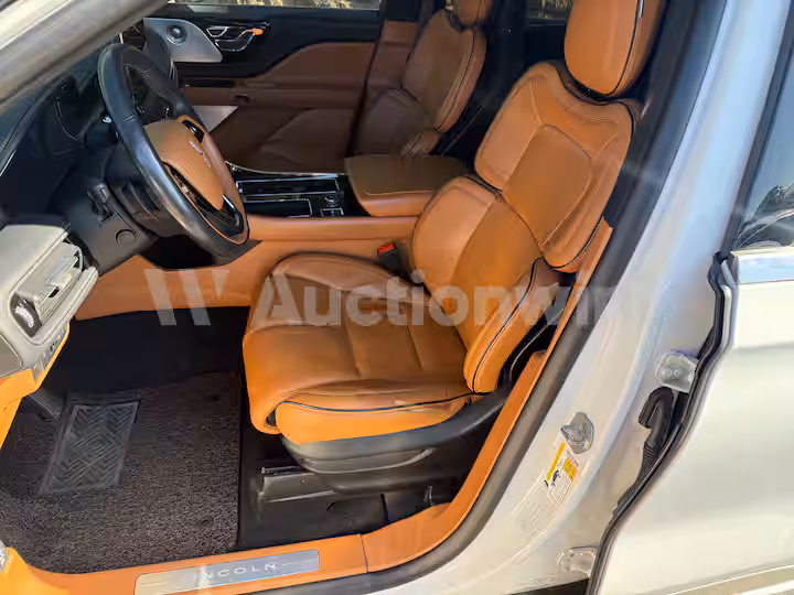 Lincoln Aviator 2021 — 31