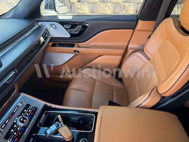 Lincoln Aviator 2021 — 39