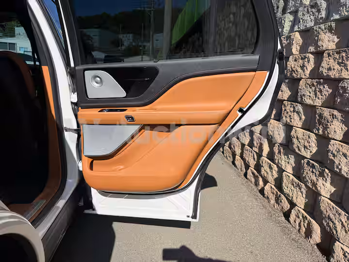 Lincoln Aviator 2021 — 44