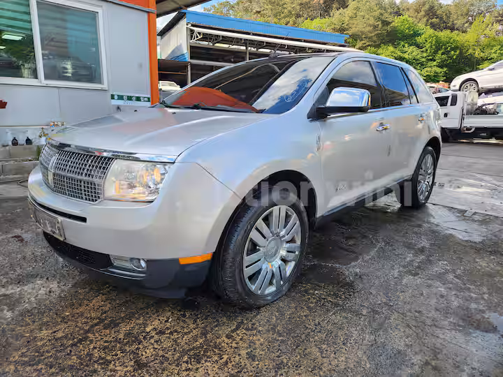 Lincoln MKX 2010 — 3