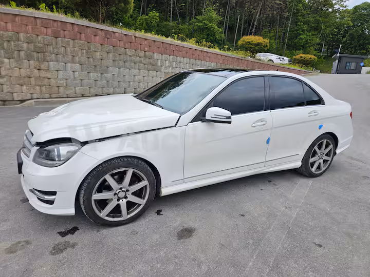 Mercedes Benz C Class 2013 — 1