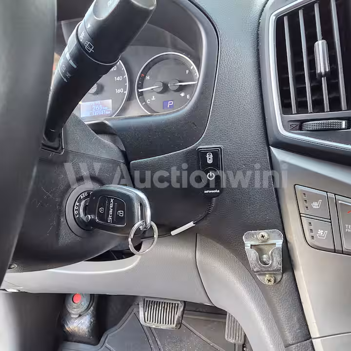 Hyundai Starex 2019 — 34