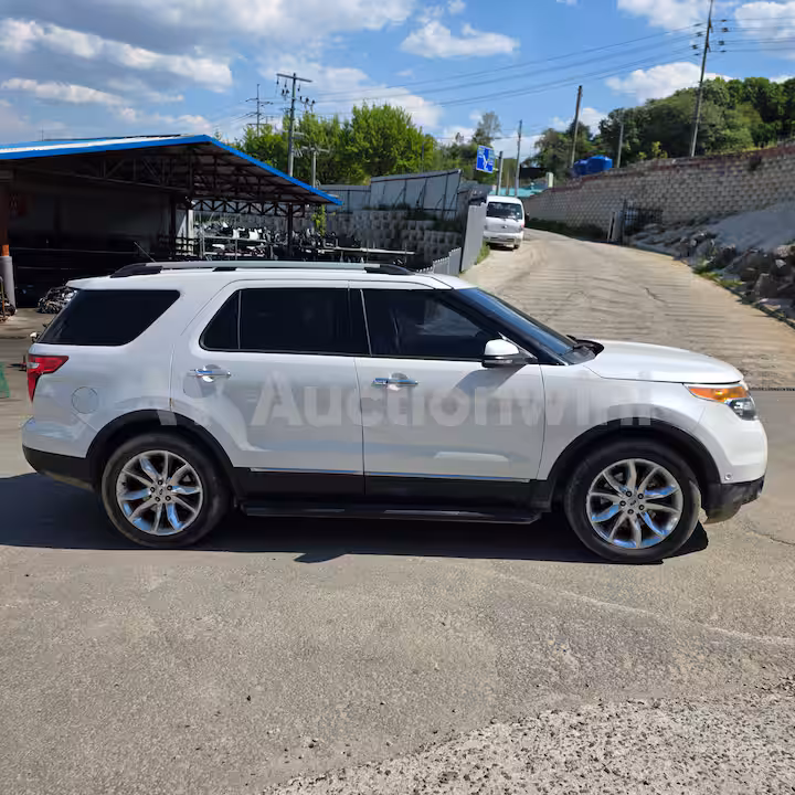 Ford Explorer 2015 — 4