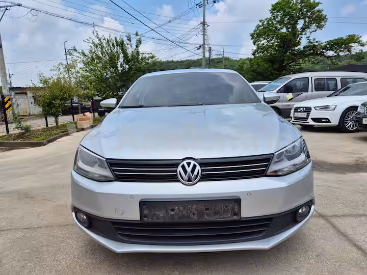 Volkswagen Jetta 2011 — 2