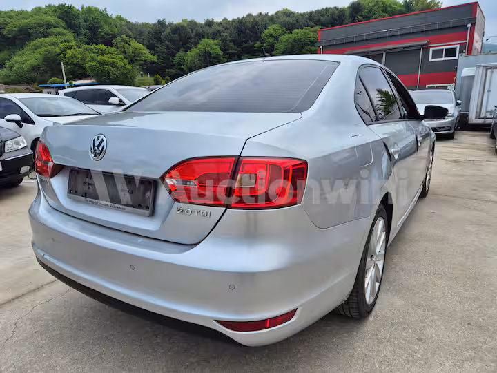 Volkswagen Jetta 2011 — 5