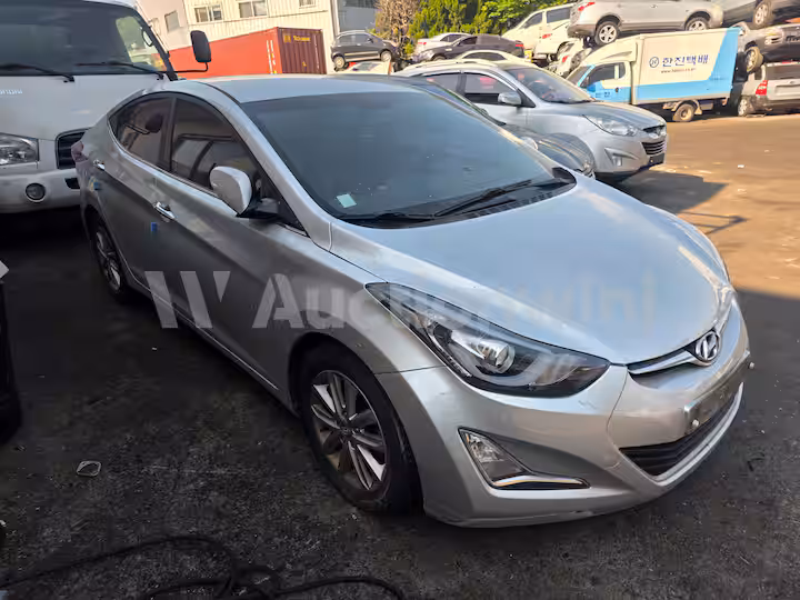 Hyundai Avante 2014 — 3