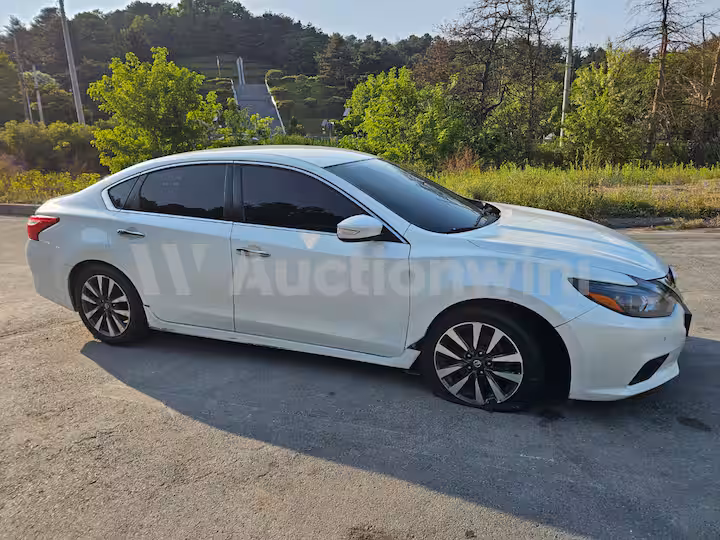 Nissan Altima 2017 — 3