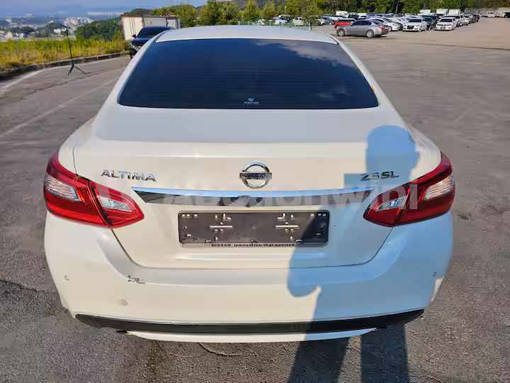 Nissan Altima 2017 — 5