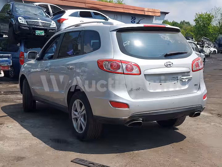 Hyundai SantaFe 2010 — 3