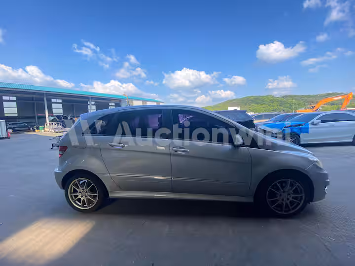 Mercedes Benz B Class 2011 — 3