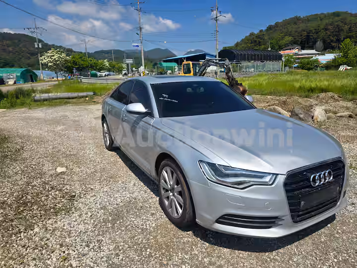 Audi A6 2015 — 2