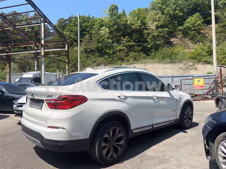 BMW X4 2016 — 2