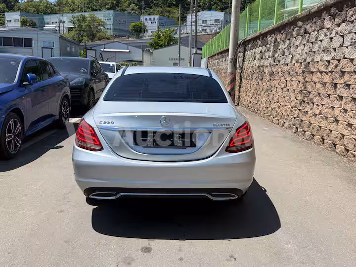 Mercedes Benz C Class 2015 — 5