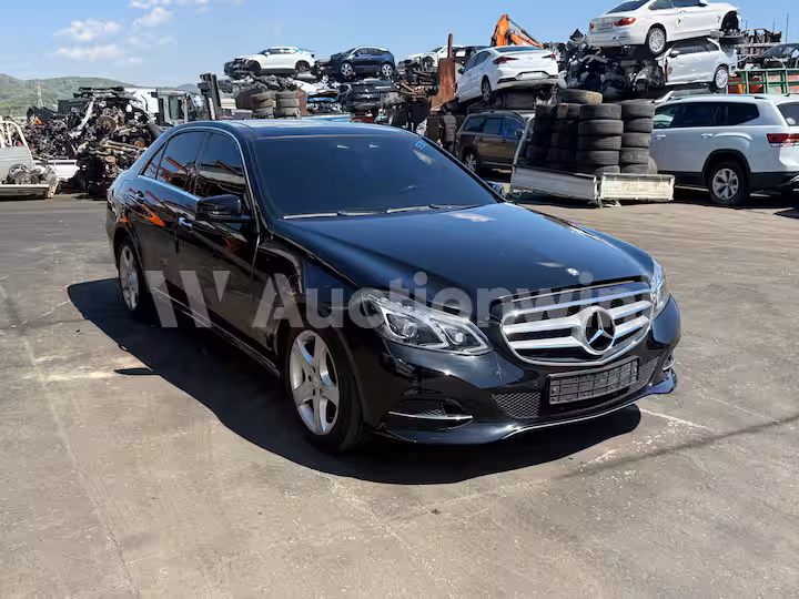 Mercedes Benz E Class 2014 — 3