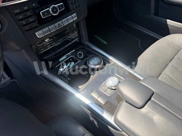 Mercedes Benz E Class 2014 — 34
