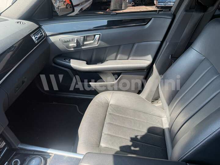 Mercedes Benz E Class 2014 — 36