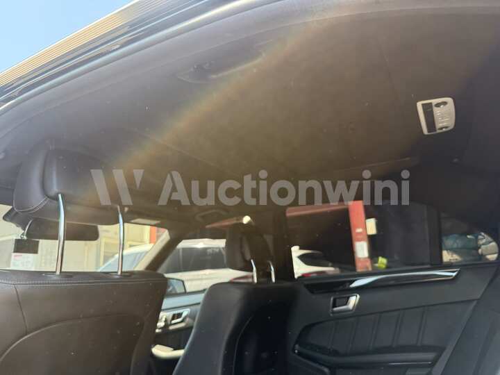 Mercedes Benz E Class 2014 — 40