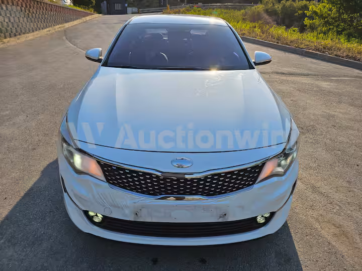 Kia K5 2018 — 2