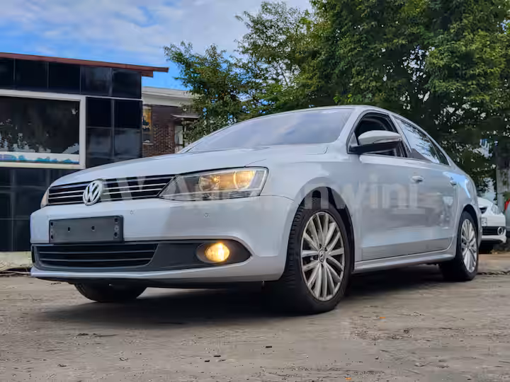 Volkswagen Jetta 2014 — 1