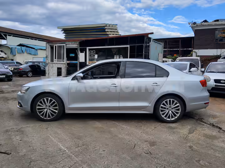 Volkswagen Jetta 2014 — 3