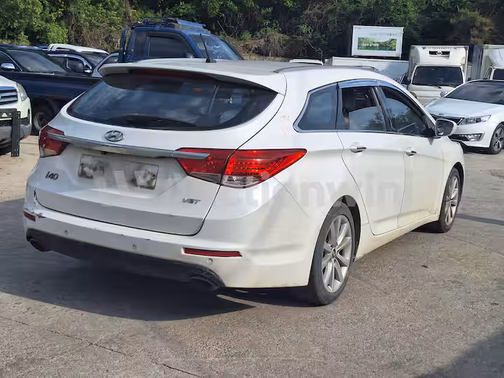 Hyundai i40 2012 — 5