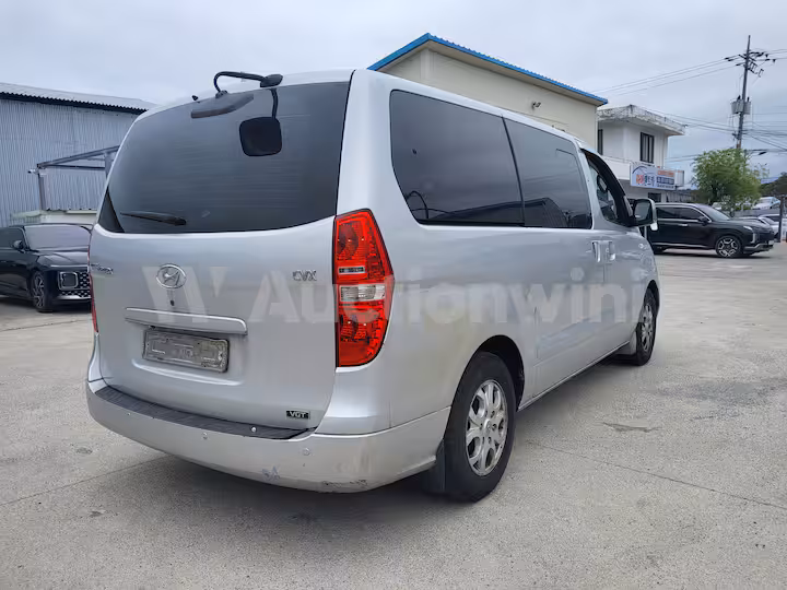 Hyundai Starex 2010 — 5