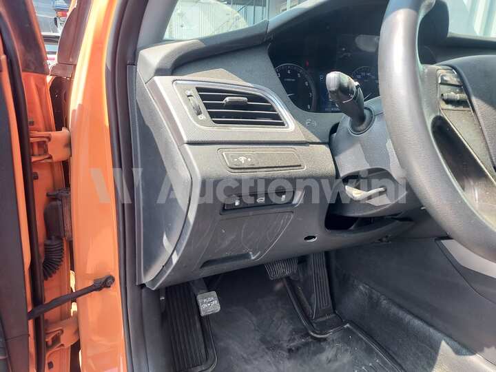 Hyundai Sonata 2019 — 40