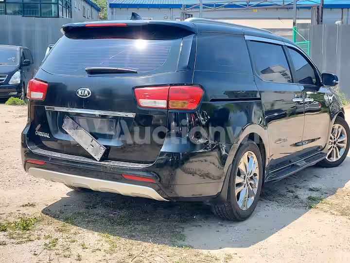 Kia Carnival 2015 — 5